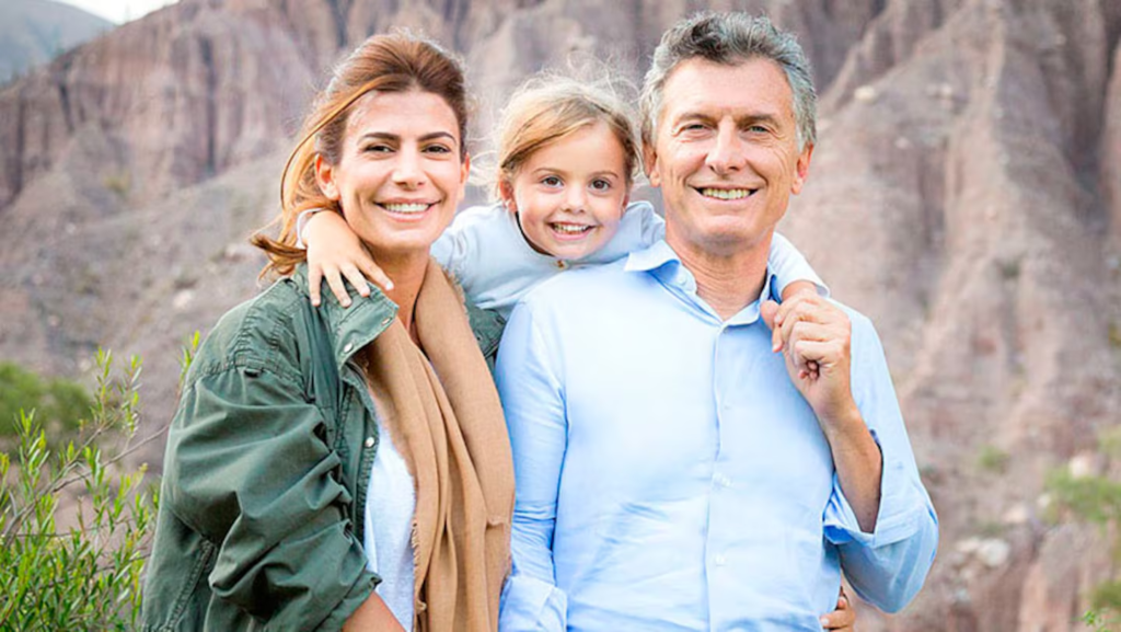 Mauricio Macri junto a su esposa Juliana Awada y su hija Antonia.