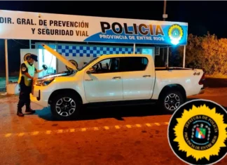 Detuvieron a un ciudadano paraguayo con una camioneta robada tras una persecución en Brazo Largo