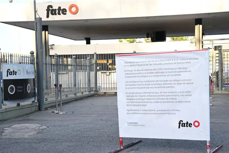 El cartel con el que se encontraron los empleados