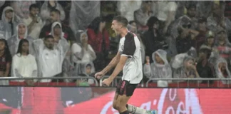 El festejo de Rodrigo Castillo. Foto: X oficial de Lanús.