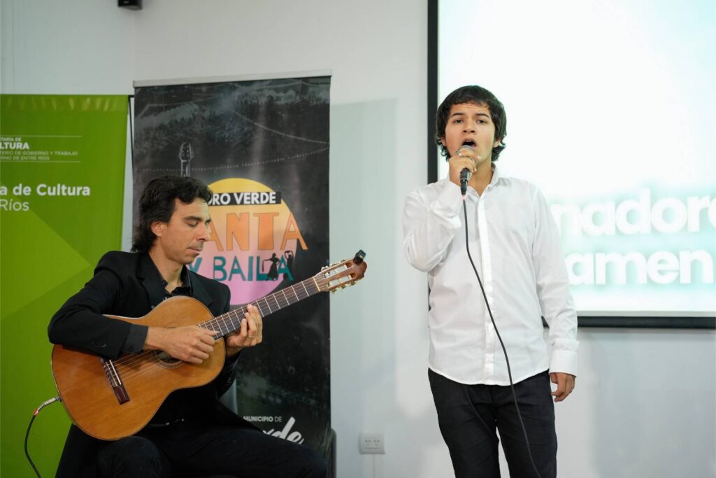 Oro Verde Canta y Baila. Foto: (GER)