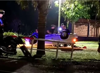 Vuelco en San Benito. Foto: (SLC)