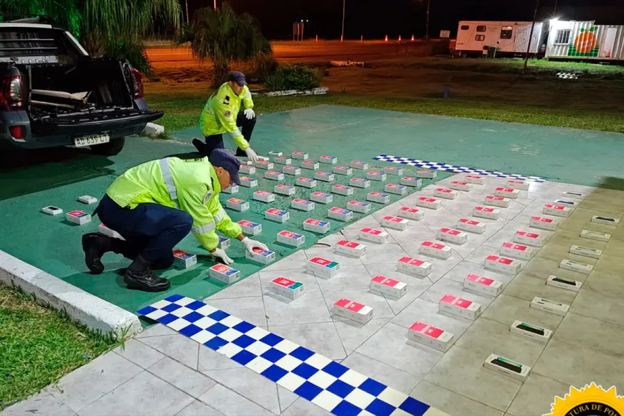 Secuestran 98 celulares de contrabando en Paso Cerrito