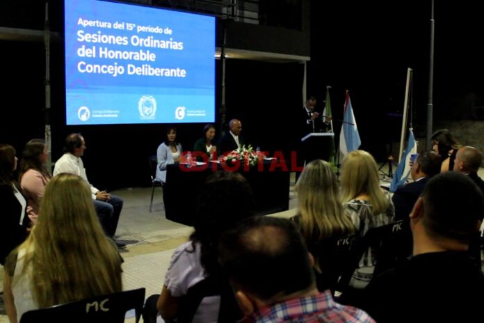 Colonia Avellaneda abrió el 15° período de sesiones del Concejo Deliberante. Foto: Elochodigital