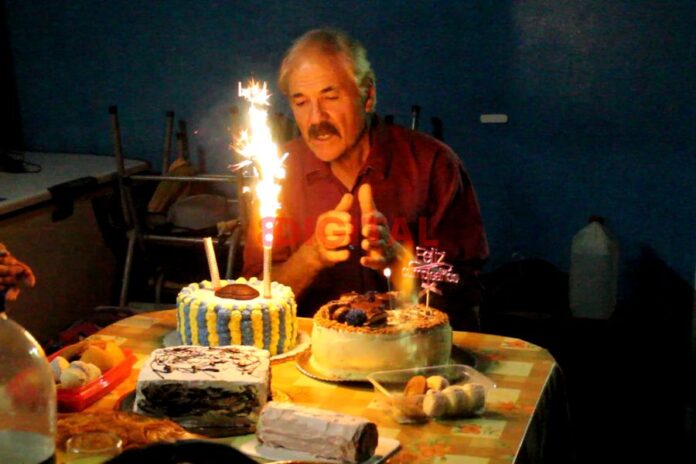 Alberto celebró sus 67 años con chamamé y amigos en Paso de la Arena. Foto: El Mirador TV