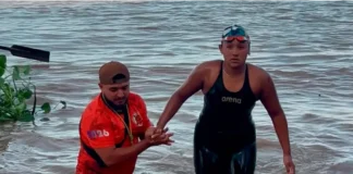 Eugenia Peltzer ganó la maratón acuática Chapetón–Paraná tras nadar 34 kilómetros en el río Paraná Eugenia Peltzer ganó la competencia acuática. Foto: Aguas Abiertas Río Paraná.