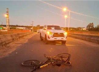 Un ciclista fue atropellado por una camioneta en Colón y sufrió heridas graves Un ciclista fue atropellado por una camioneta en Colón