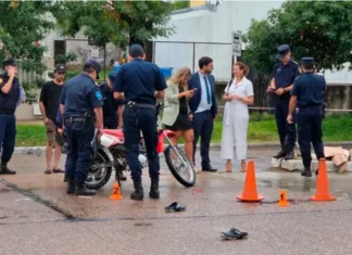 Un motociclista murió tras ser arrollado por un colectivo en pleno centro de Concordia Un motociclista falleció en Concordia. Foto: (Concordia Policiales).
