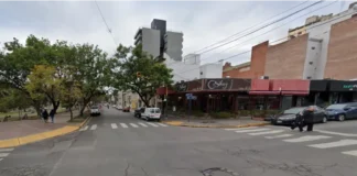 Habrá reducción de calzada y cortes en calle Urquiza por obras de bacheo. Foto: Google Maps.