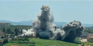 Ataques israelíes contra la ciudad libanesa de Nabatieh. Foto: (AFP).
