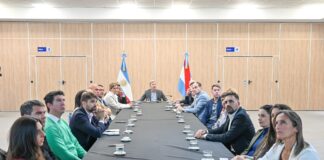 Frigerio avanzó con intendentes del área metropolitana. Foto: (GER).