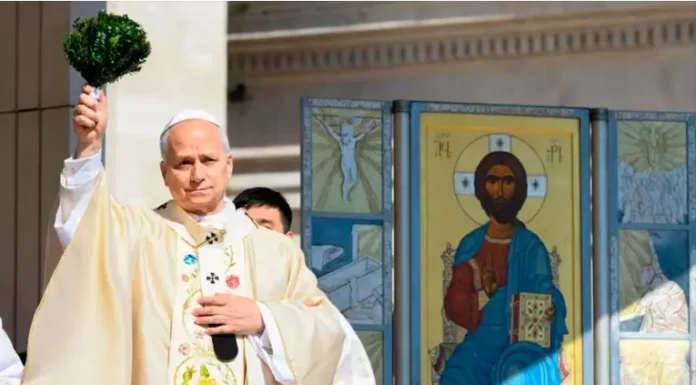 Mensaje y bendición “urbi et orbi” del Papa León XIV. Foto: (Vatican Media).