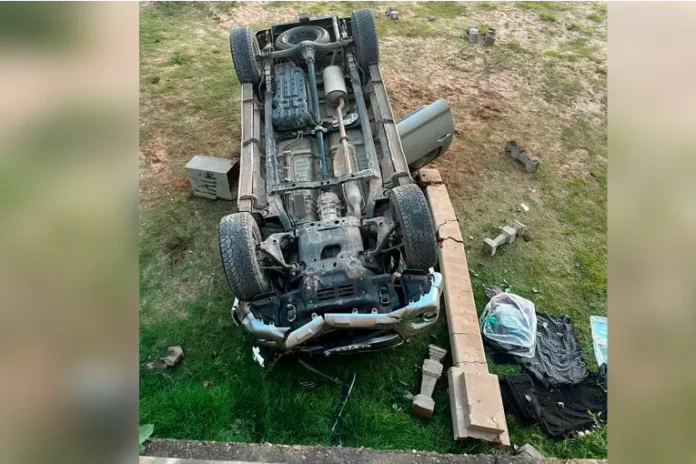 Vuelco en la costanera de Colón. Foto: Policía de Entre Ríos