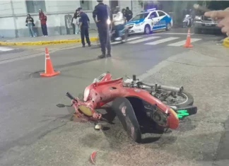 Choque de motos en Paraná. Foto: Bomberos Voluntarios Paraná