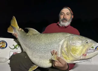 El ejemplar fue capturado en la zona conocida como "El 20", abundante en peces. Foto: Última hora Esquina
