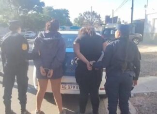 Una mujer resultó herida tras una pelea entre varias mujeres. Foto: (PER).