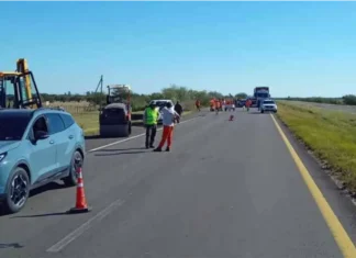 El conductor del camión fue interceptado kilómetros más adelante.