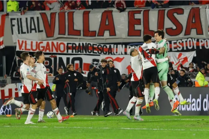 River venció a San Lorenzo por penales. Foto: (NA).