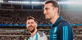 Scaloni y Messi.