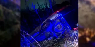 Toyota Hilux volcó en Paraná. Foto: Policía de Entre Ríos.