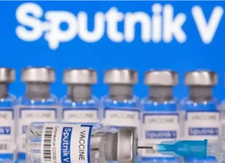 Dictaminaron que la vacuna Sputnik V causó la muerte de una joven.