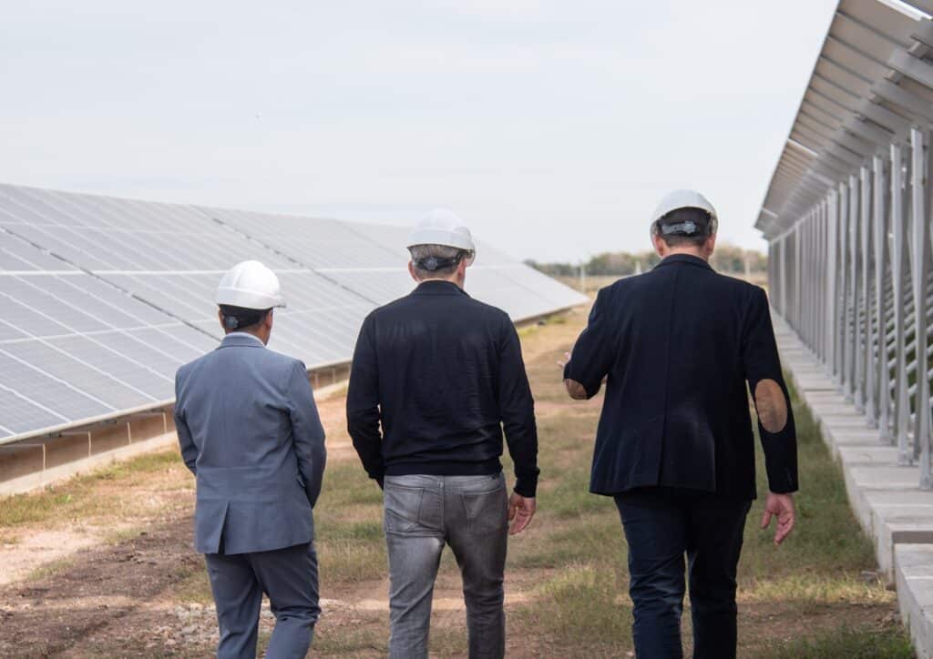 Frigerio inauguró un parque solar en Arroyo Barú.