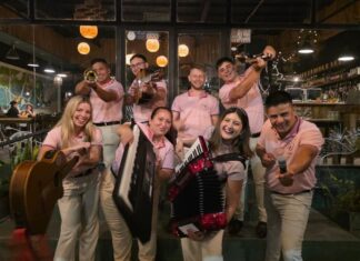 Estilo Vargas busca conquistar al público con su propuesta de música litoraleña y una intensa agenda de shows Estilo Vargas.