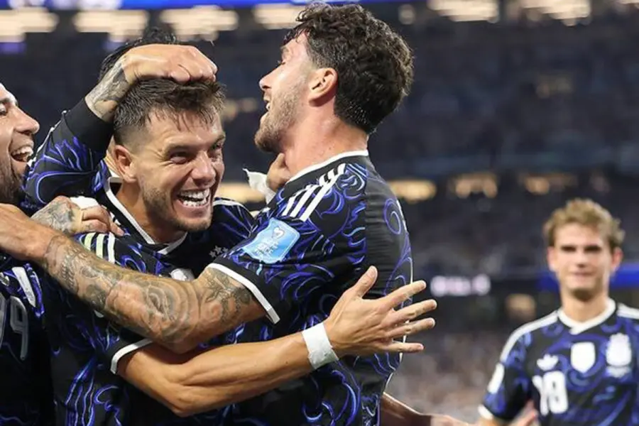 Marcos Senesi fue titular. Foto: La Nación.