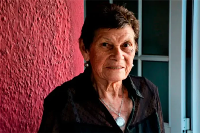 Murió Dominga Ayala.