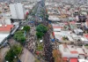 Una multitud despide al Indio Solari en Avellaneda. Foto: (NA).