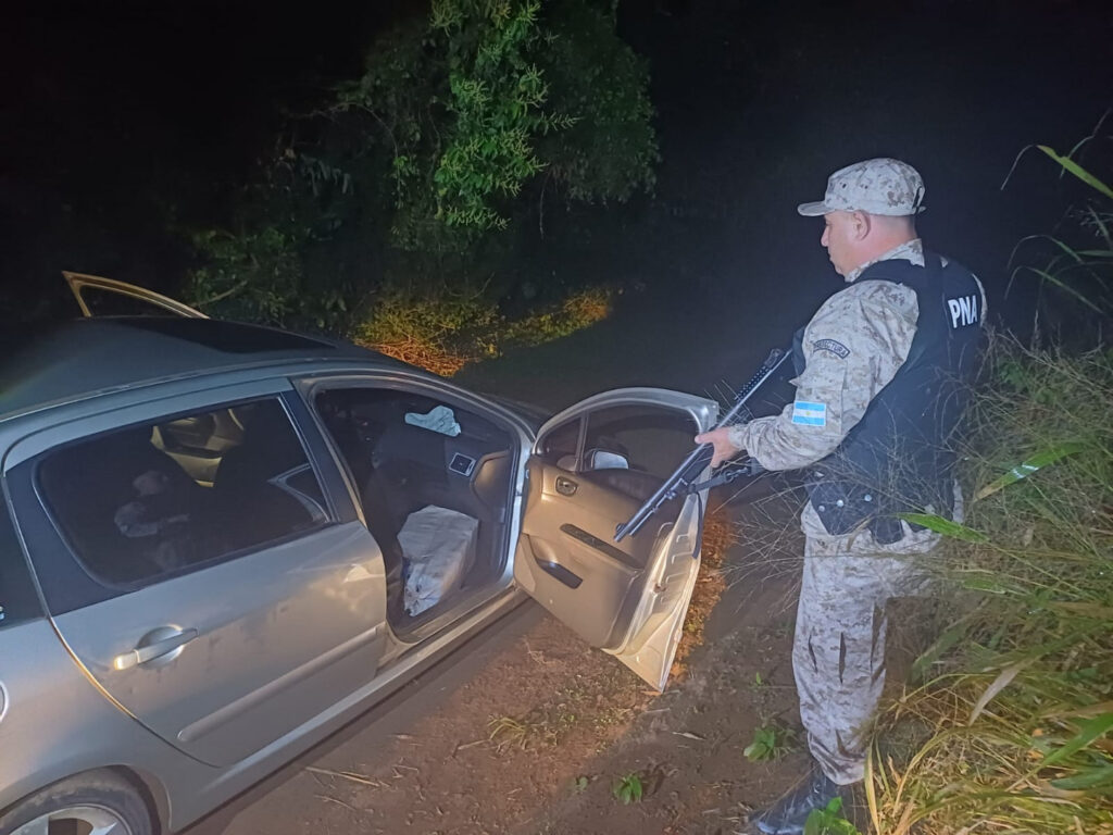 Prefectura secuestró más de 27 kilos de droga.