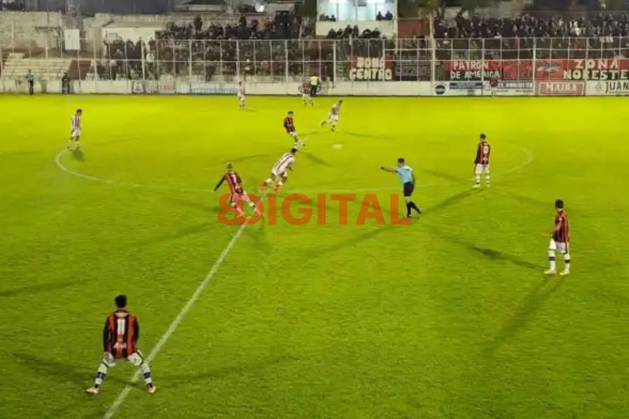 Atlético Paraná venció a Patronato.