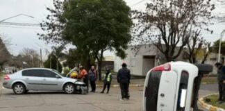 Violento choque y vuelco en Crespo.