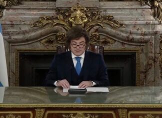 Javier Milei presentó la reforma de la Carta Orgánica del Banco Central, junto a otras medidas que enviará al Congreso. (Foto: captura)