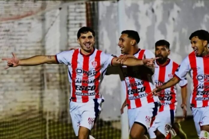Atlético Paraná venció a Patronato.