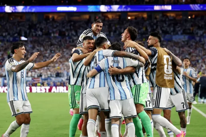 Argentina sufrió ante Cabo Verde, pero avanzó a octavos del Mundial 2026. Foto: Infobae.