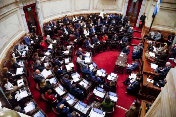 El Senado postergó hasta agosto el debate de la ley de propiedad privada. El Senado postergó hasta agosto el debate de la ley de propiedad privada.