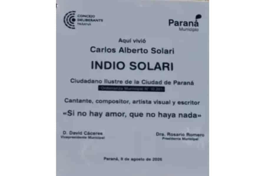Paraná homenajeó al Indio Solari.