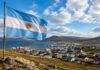 La bandera argentina volvió a flamear en las Islas Malvinas. Foto: Agencia NA (IA - imagen ilustrativa)