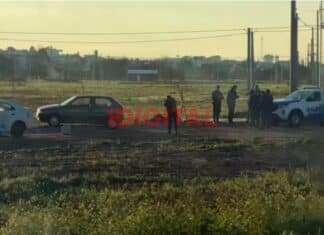 Auto robado y abandonado en San Benito.