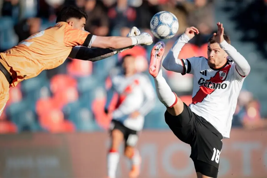 River volvió a perder.