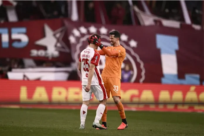 Independiente venció 3-1 a Lanús. Independiente venció 3-1 a Lanús.