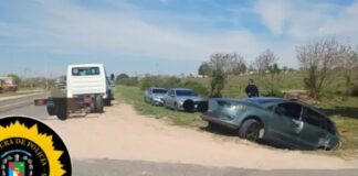 Choque entre un camión y un auto en Strobel. Foto: PER.