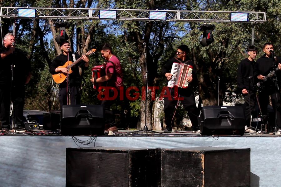 Pueblo Brugo celebró sus 134 años. Foto: Elochodigital.
