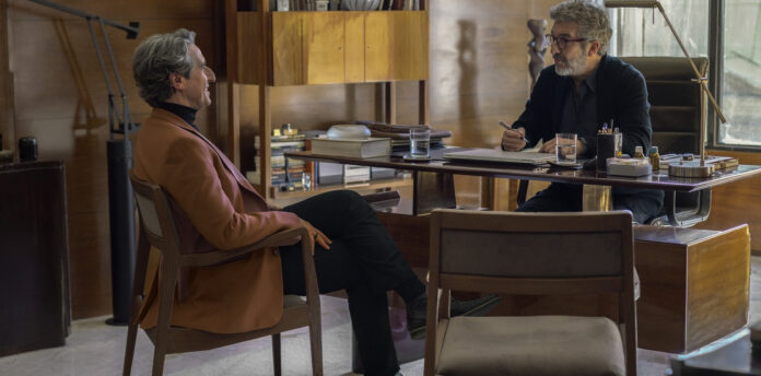 Ricardo Darín y Diego Peretti, dos actores populares, prestigiosos y que se conocen muy bien. Foto: Netflix
