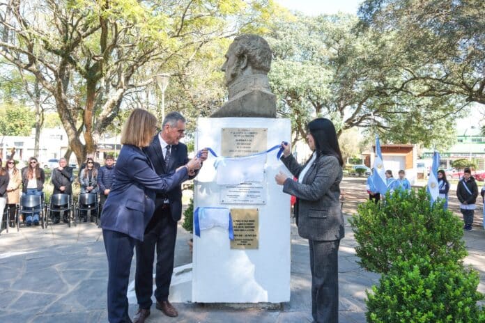 La provincia acompañó a Villa Urquiza en la celebración de su 173° aniversario La provincia acompañó a Villa Urquiza en la celebración de su 173° aniversario