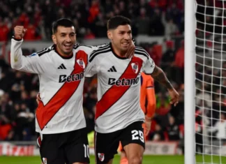 River venció 3-1 a Independiente Rivadavia y Ponzio sigue invicto en el Monumental River venció 3-1 a Independiente Rivadavia.