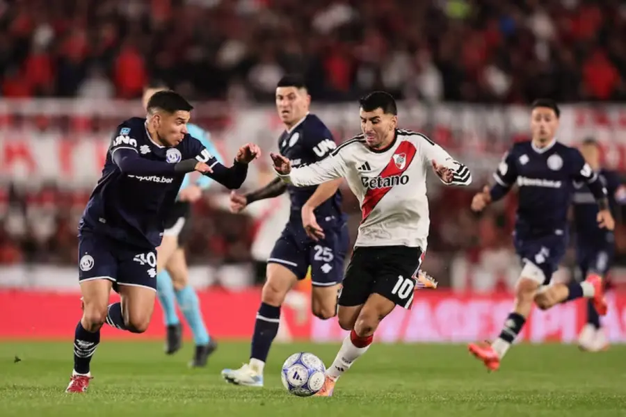 River venció 3-1 a Independiente Rivadavia.