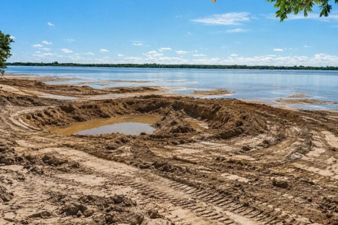 Piden investigar quién autorizó las obras en Paso Vera. Piden investigar quién autorizó las obras en Paso Vera.