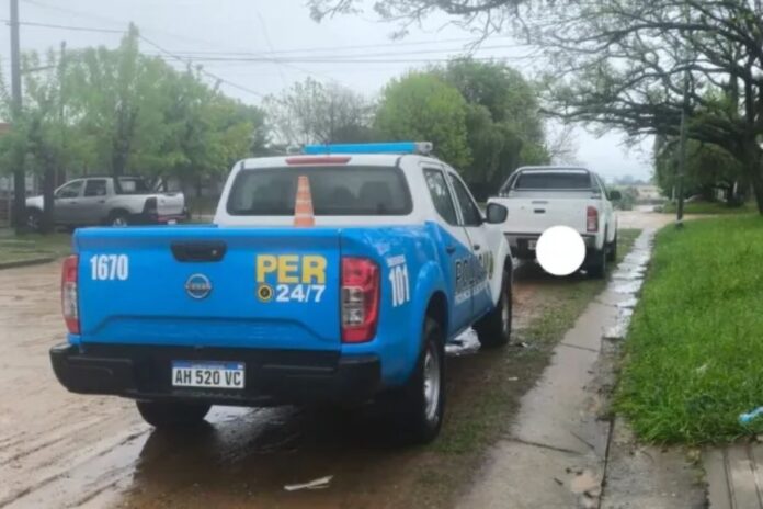 Conductor alcoholizado chocó autos estacionados. Foto: PER.